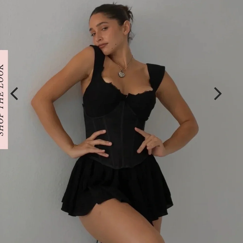 Black Vanessa Mooney Elisabeth Romper - Picture 1 of 5